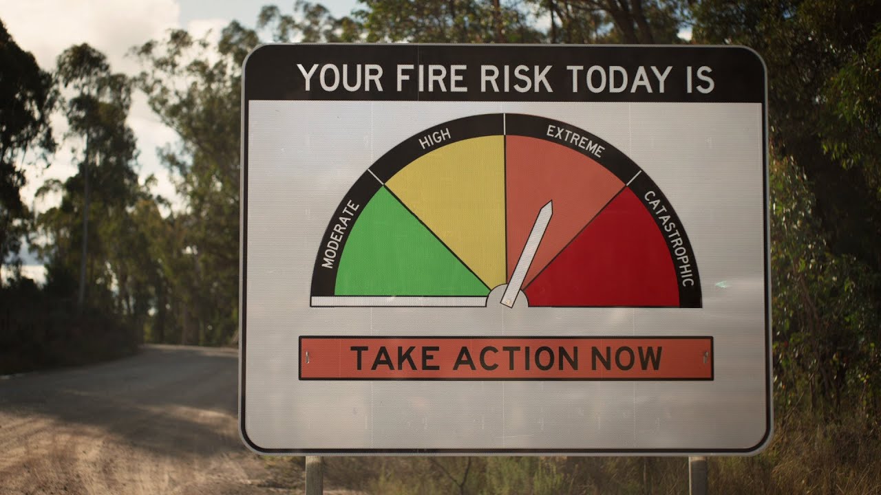 Fire Risk Today warning sign with the gauge pointed between 'Extreme' and 'Catastrophic' levels.